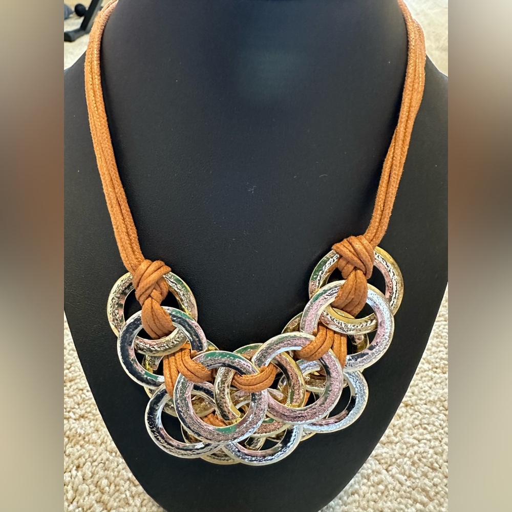 Elegant Silver and Gold Necklace